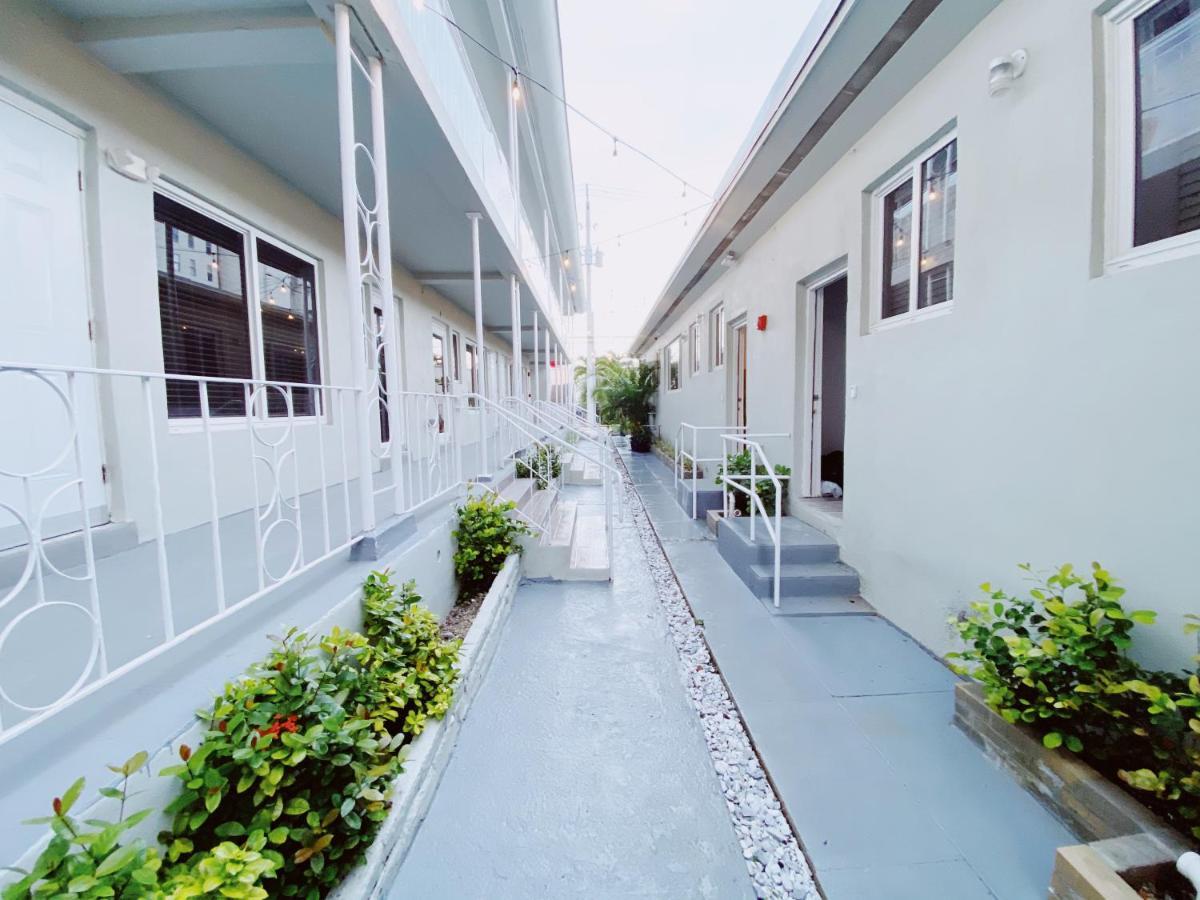 The West Gem Apartment Miami Beach Exterior photo