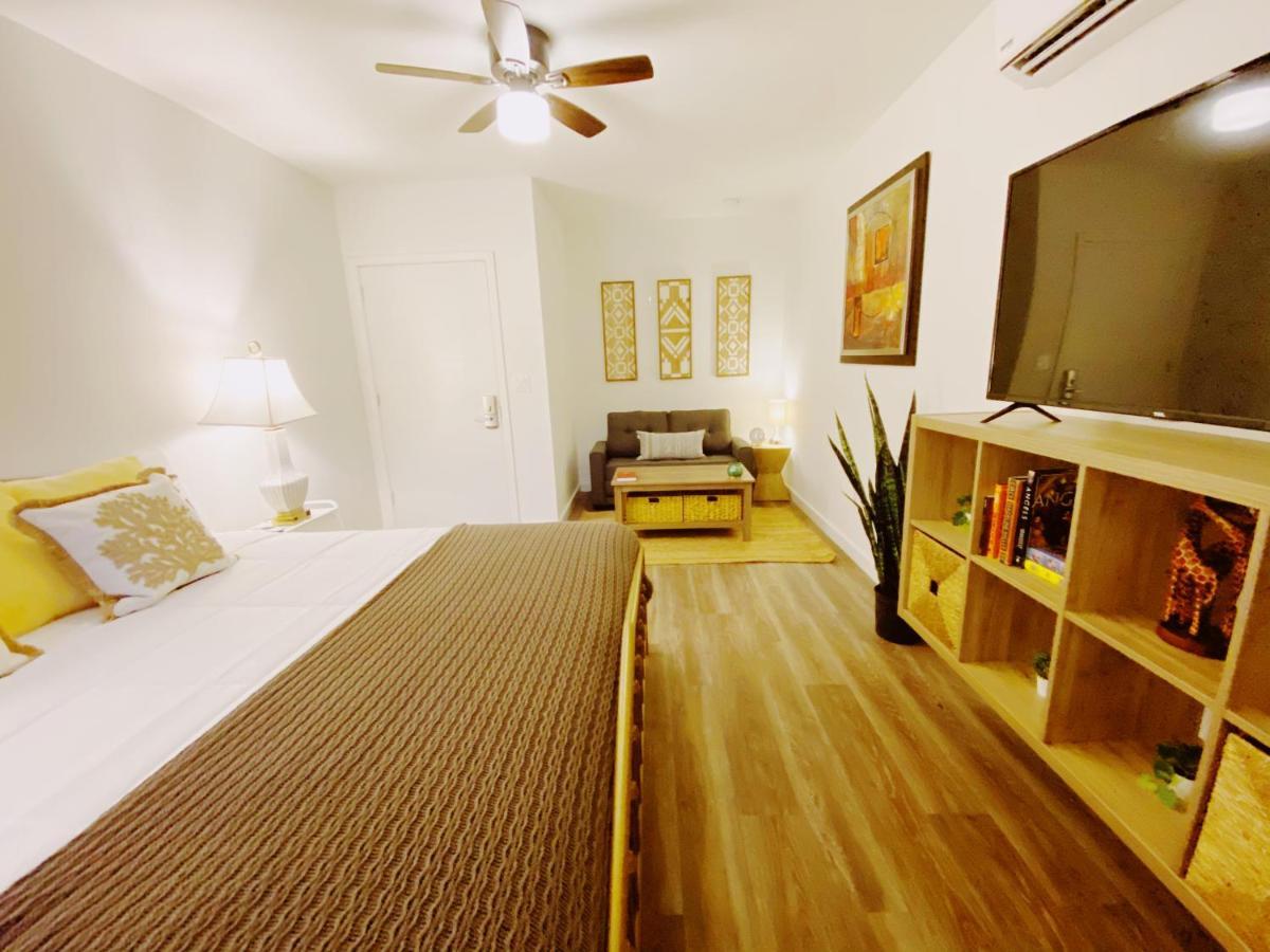 The West Gem Apartment Miami Beach Exterior photo