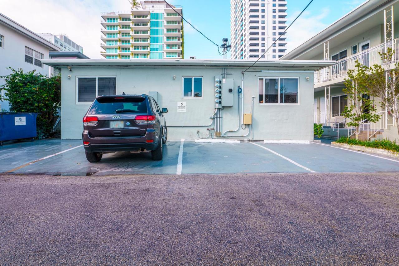 The West Gem Apartment Miami Beach Exterior photo
