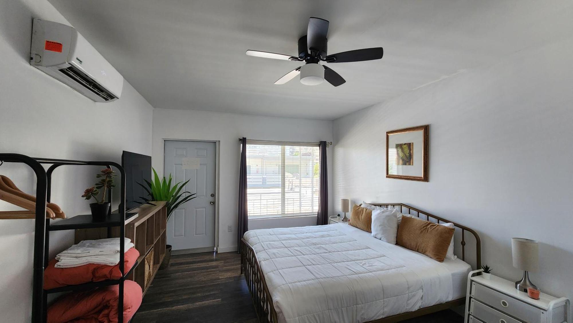 The West Gem Apartment Miami Beach Exterior photo
