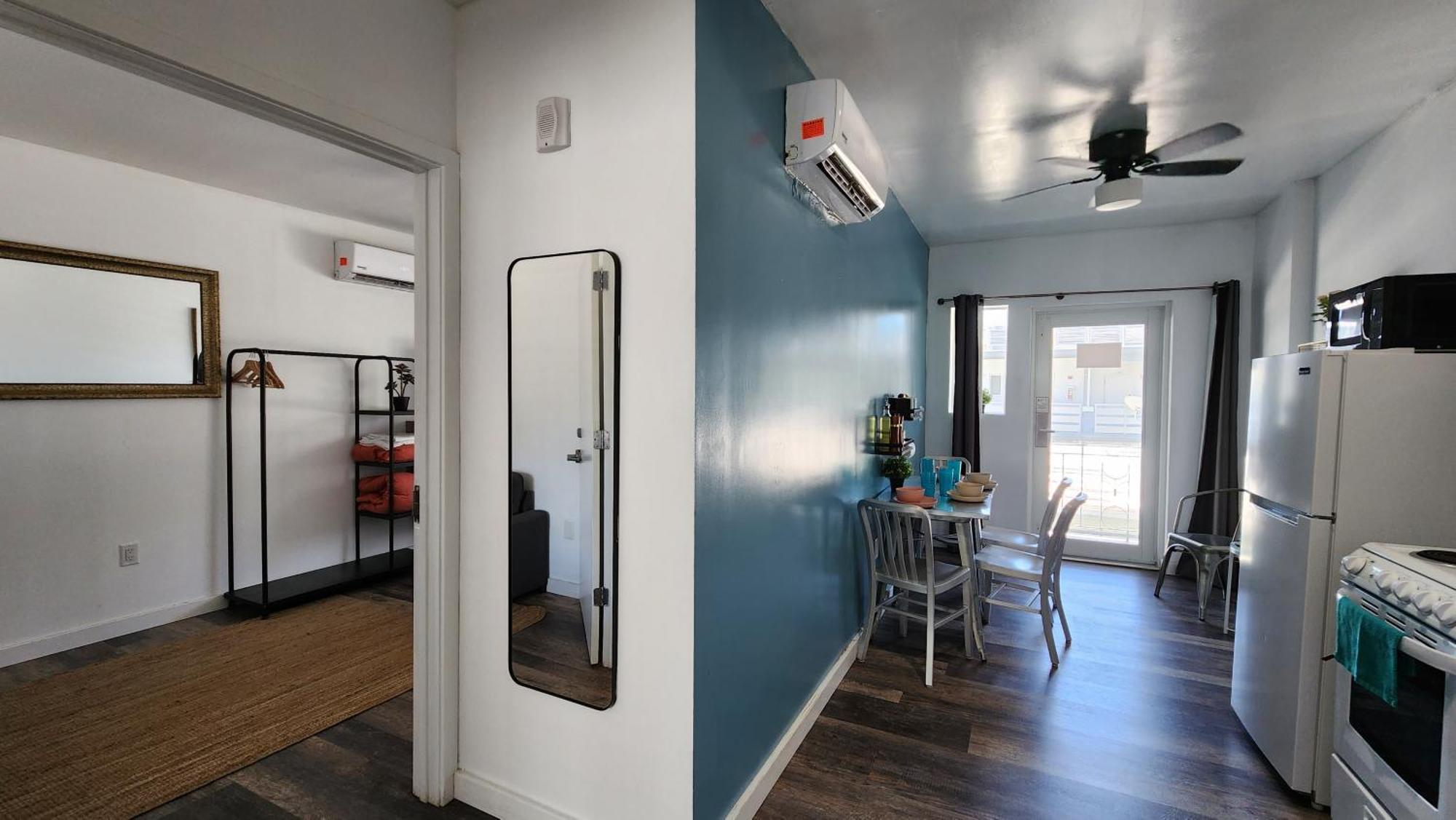 The West Gem Apartment Miami Beach Exterior photo